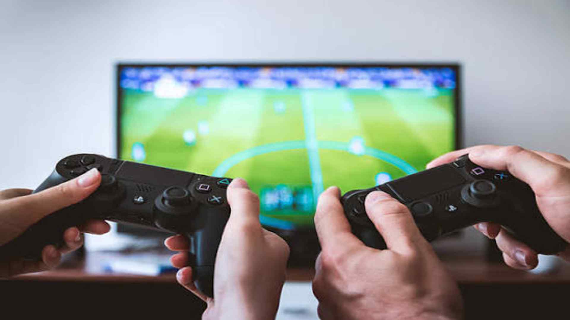 Reward Gaming Apps with Trusted Communities